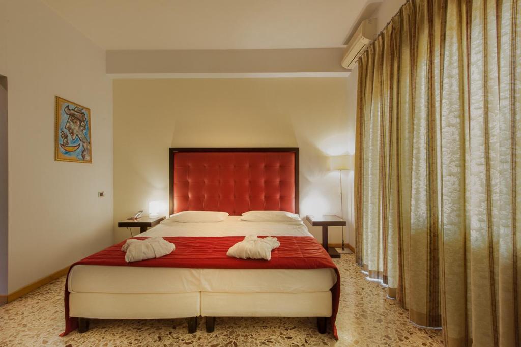 Hotel Piazza Marconi Cassino Zimmer foto