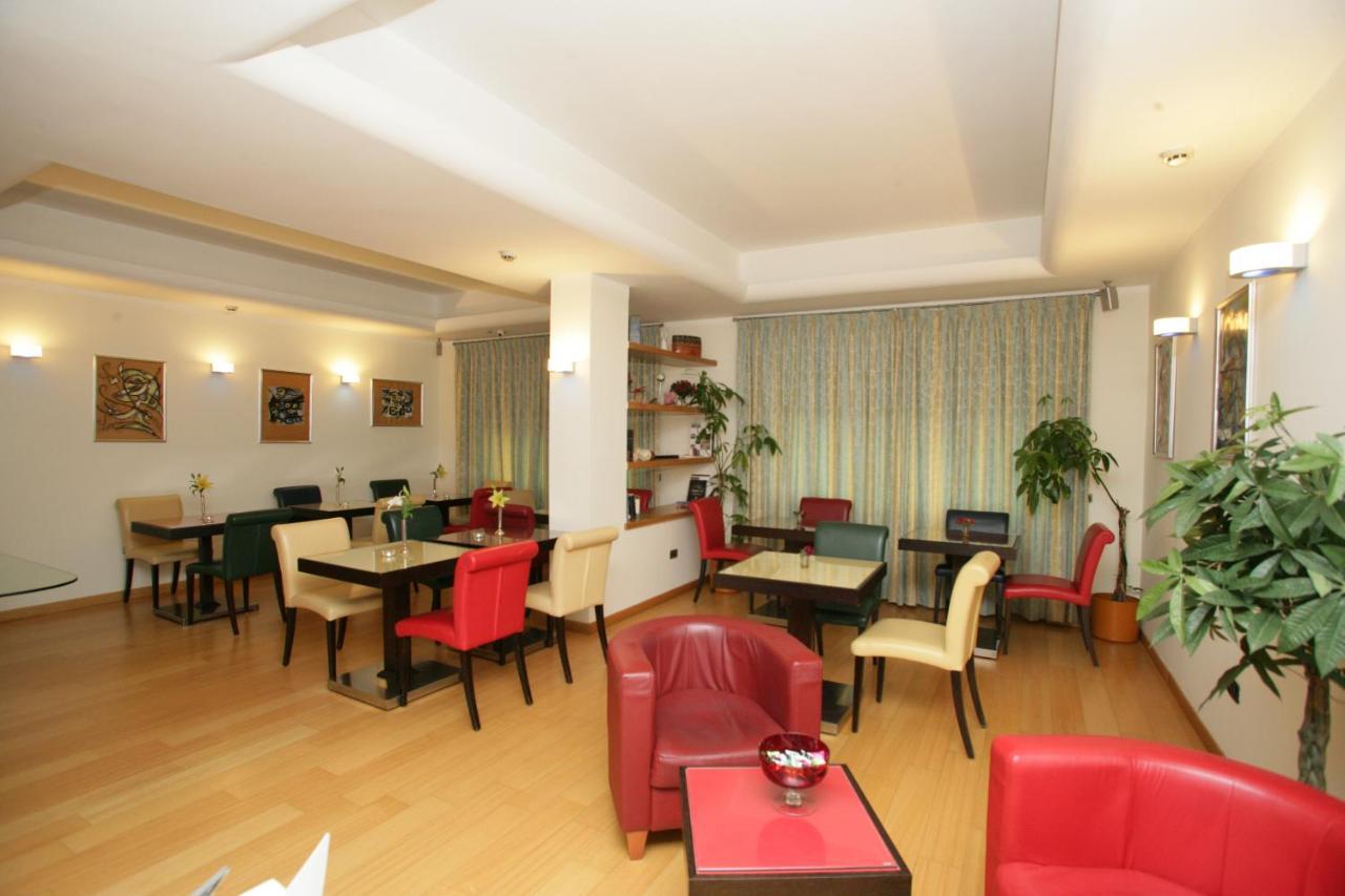 Hotel Piazza Marconi Cassino Exterior foto